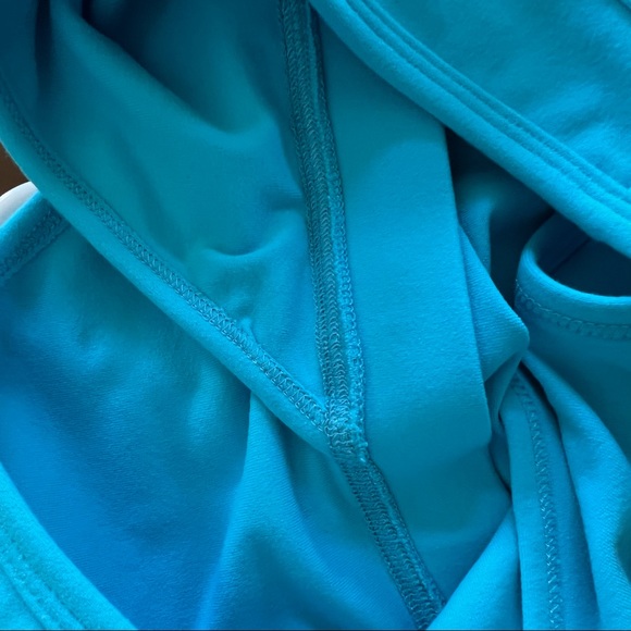 3/$25.00 🛍 Leo Star Athletica yoga/fitness tank - Picture 6 of 6